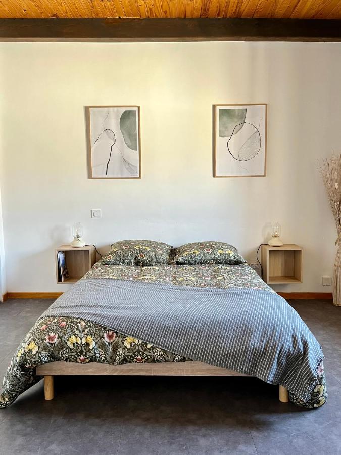 Studio De Charme Au Coeur De Valréas Habitación foto